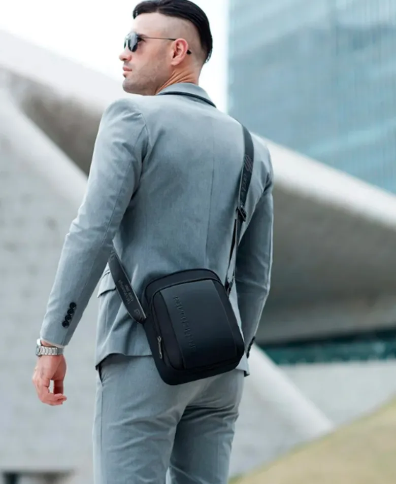 Bolso con asa ajustable Artic Hunter K00542