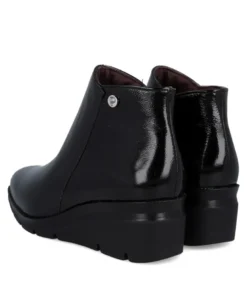 Botines negros con cuña Pitillos 11536