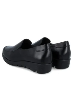 Mocasines de piel con cuña baja Pitillos 107
